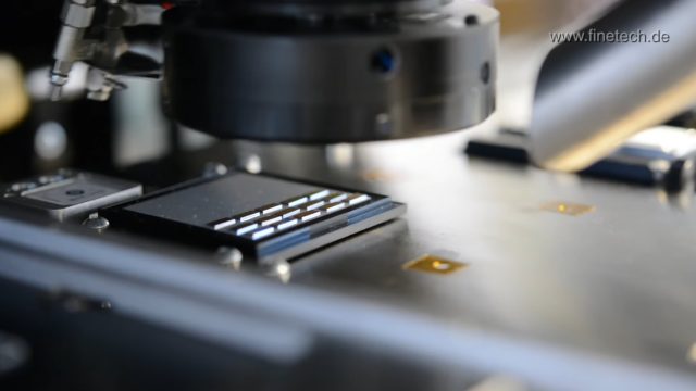 Video Bonding - femto 2 - Die Flipping Unit