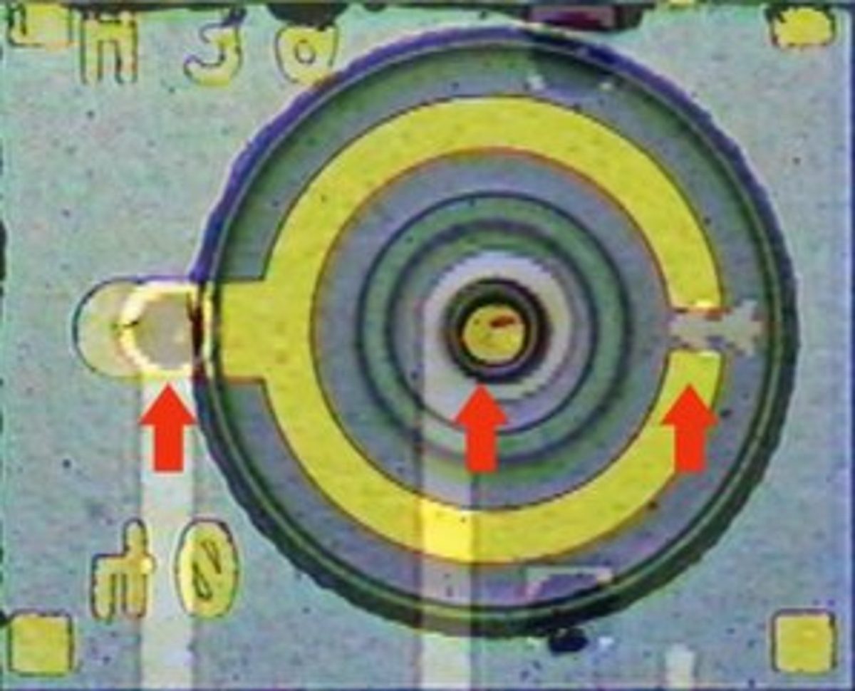 csm_small_die_76d2af35e4